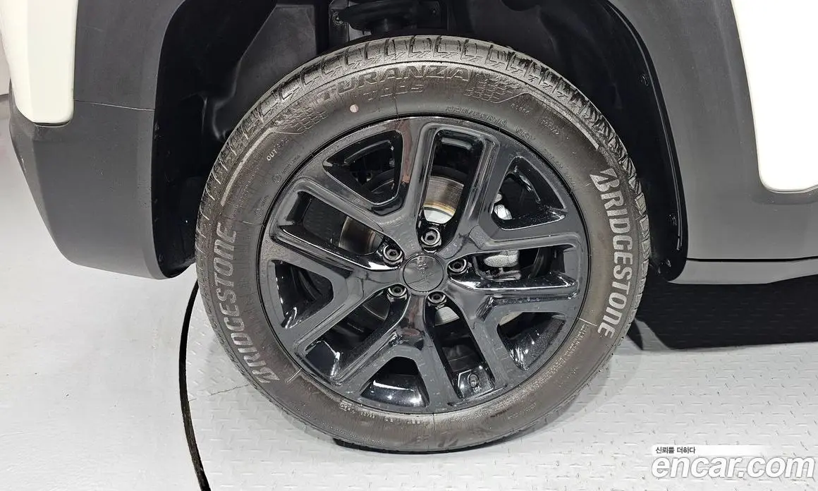 Jeep Renegade 2023 1.3 автомат (гидро), фото 5 Jeep Renegade 2023 1.3 автомат (гидро), фото 5