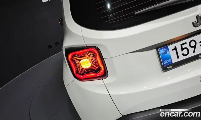 Jeep Renegade 2023 1.3 автомат (гидро), миниатюра 9 Jeep Renegade 2023 1.3 автомат (гидро), миниатюра 9