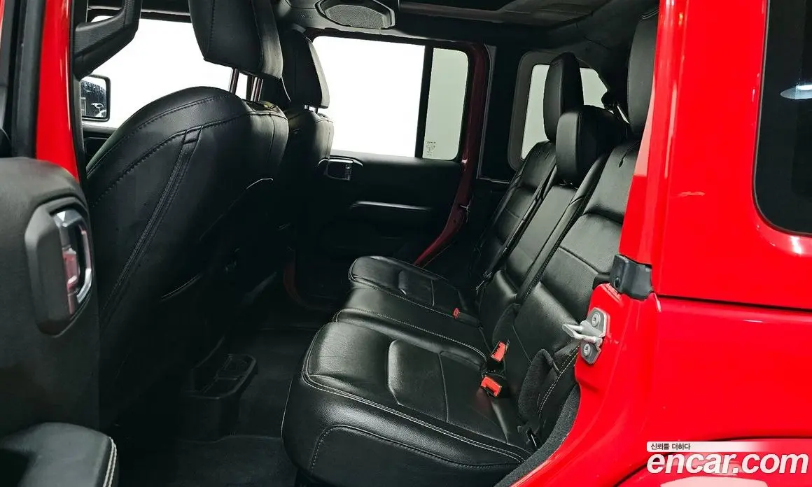 Jeep Wrangler 2019 2.0 автомат (гидро), фото 17 Jeep Wrangler 2019 2.0 автомат (гидро), фото 17