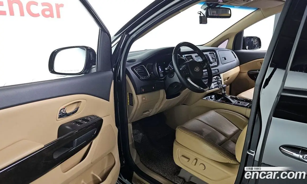 Kia Carnival 2019 3.3 автомат (гидро), фото 13