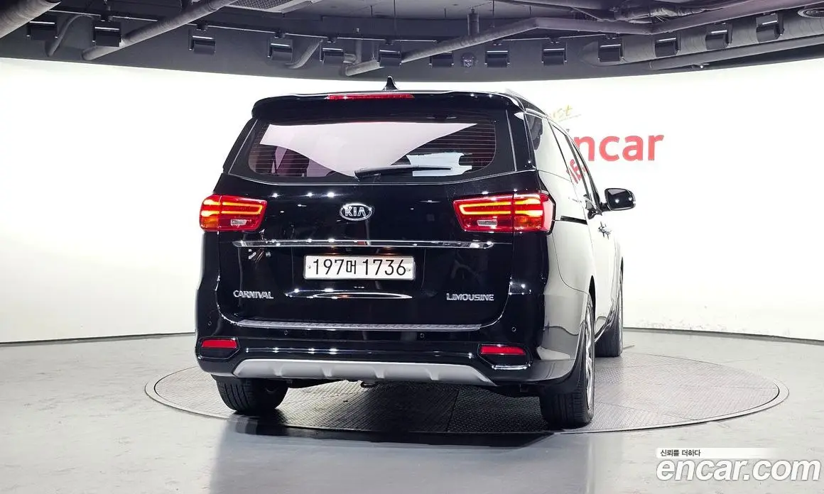 Kia Carnival 2019 3.3 автомат (гидро), фото 4