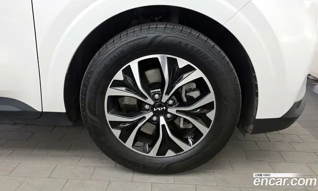 Kia Carnival 2023 3.5 автомат (гидро), миниатюра 7 Kia Carnival 2023 3.5 автомат (гидро), миниатюра 7