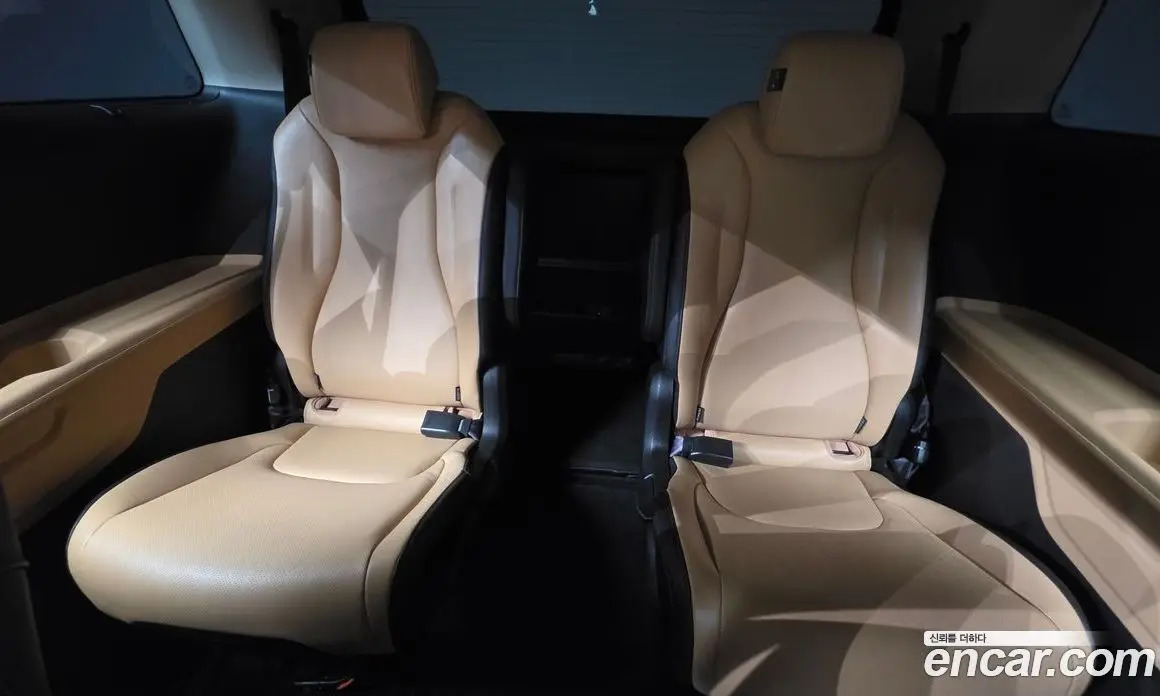Kia Carnival 2023 3.5 автомат (гидро), фото 19