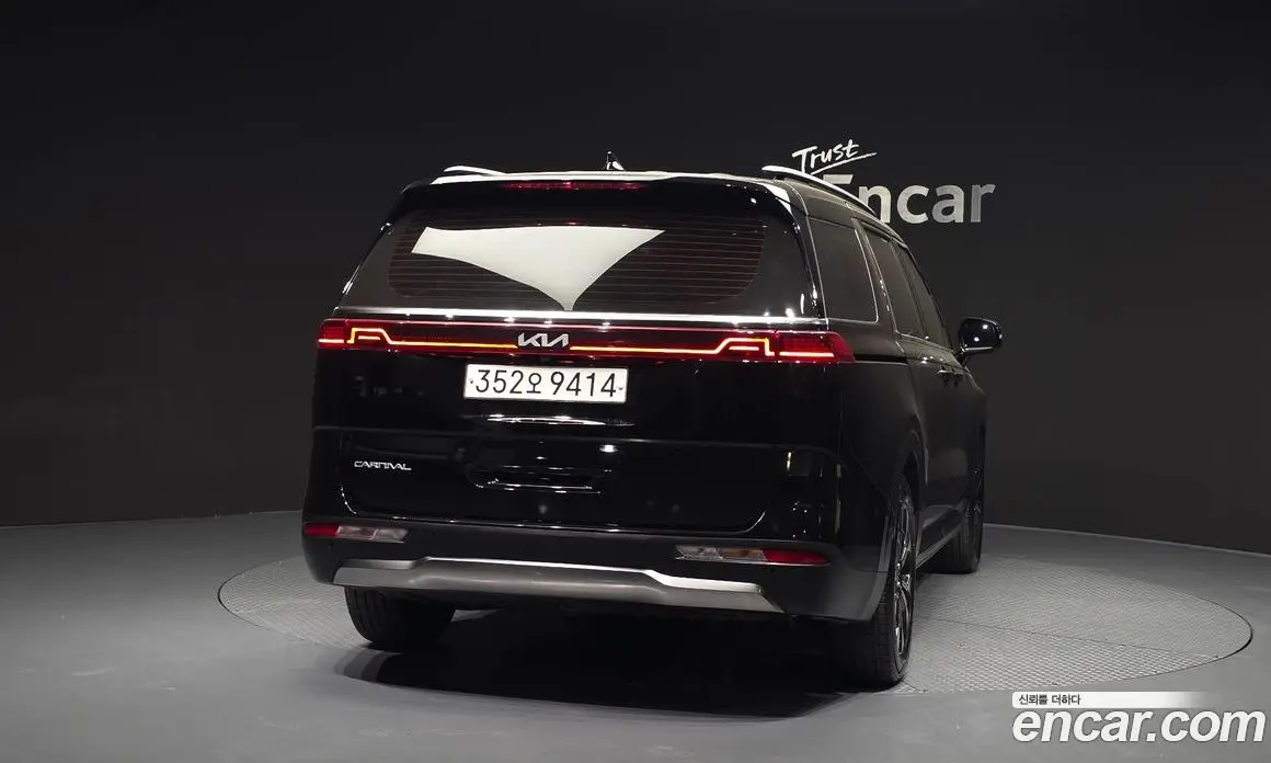 Kia Carnival 2023 3.5 автомат (гидро), фото 4