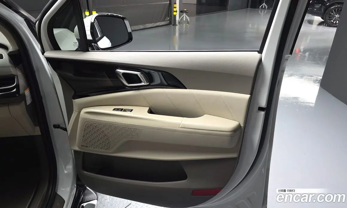 Kia Carnival 2024 1.6 автомат (гидро), фото 14 Kia Carnival 2024 1.6 автомат (гидро), фото 14