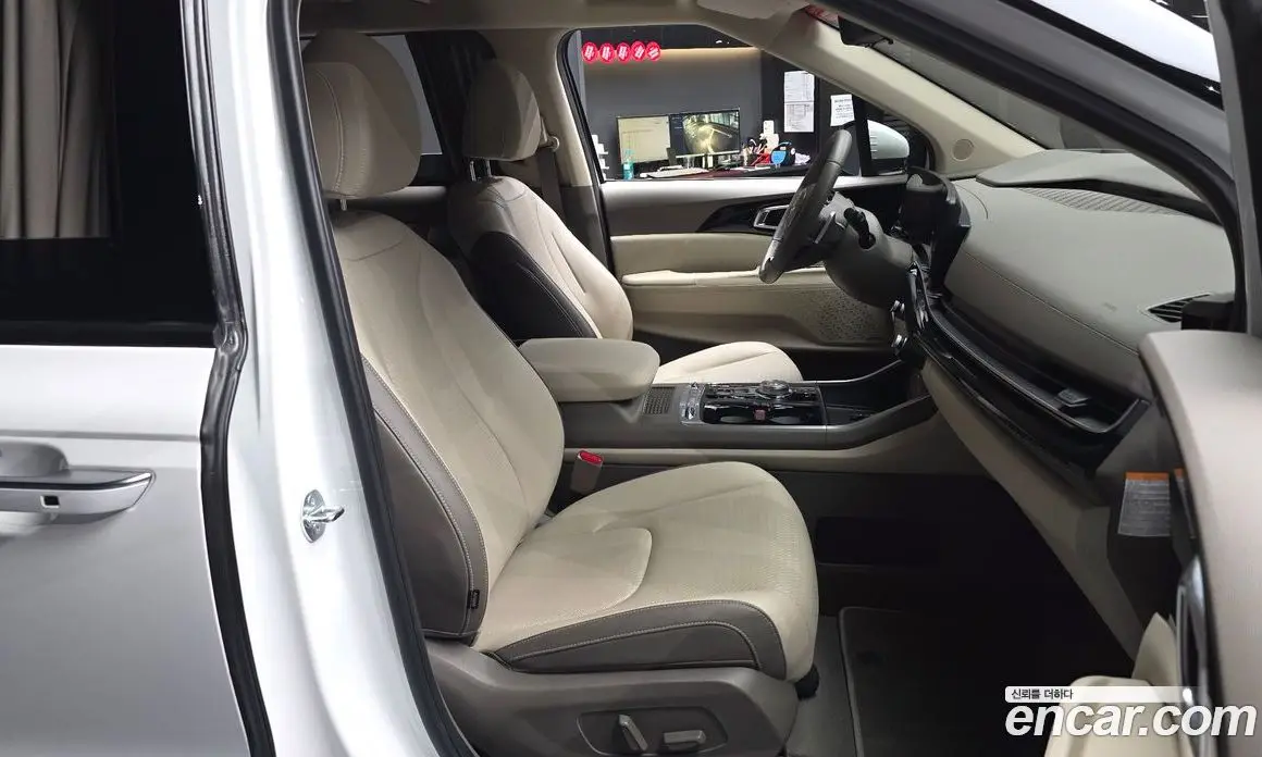 Kia Carnival 2024 1.6 автомат (гидро), фото 17 Kia Carnival 2024 1.6 автомат (гидро), фото 17