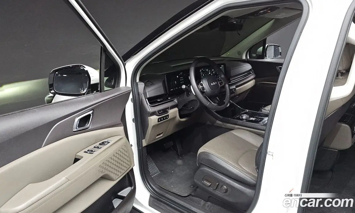 Kia Carnival 2024 3.5 автомат (гидро), фото 10 Kia Carnival 2024 3.5 автомат (гидро), фото 10