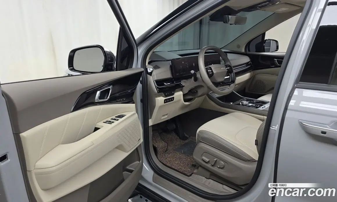 Kia Carnival 2025 1.6 автомат (гидро), фото 12 Kia Carnival 2025 1.6 автомат (гидро), фото 12