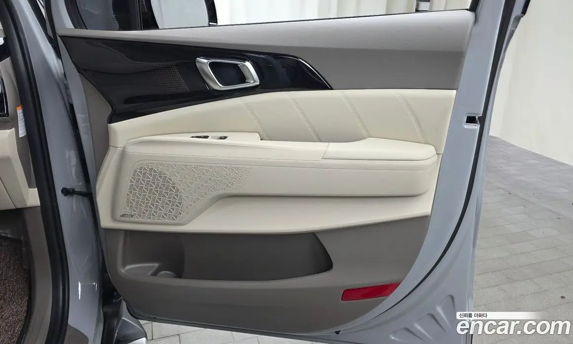 Kia Carnival 2025 1.6 автомат (гидро), фото 14 Kia Carnival 2025 1.6 автомат (гидро), фото 14