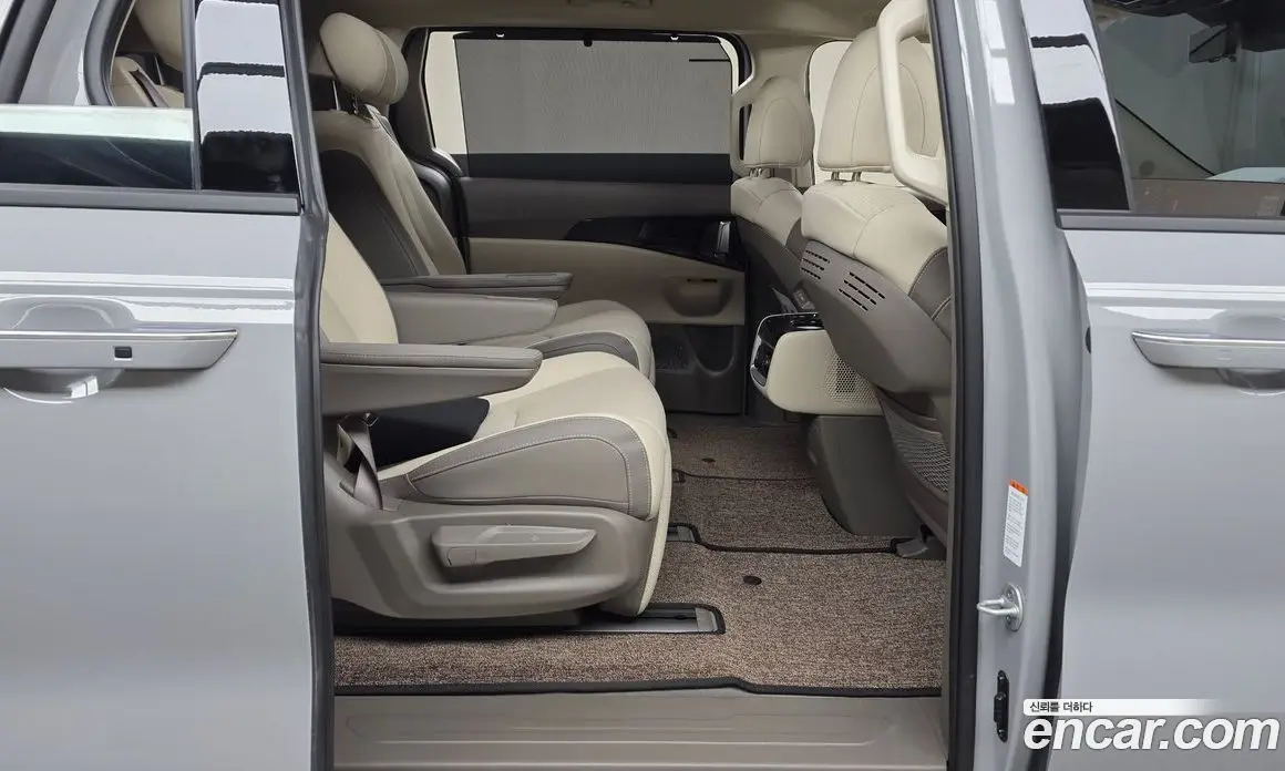 Kia Carnival 2025 1.6 автомат (гидро), фото 16 Kia Carnival 2025 1.6 автомат (гидро), фото 16