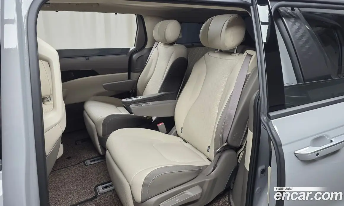 Kia Carnival 2025 1.6 автомат (гидро), фото 17 Kia Carnival 2025 1.6 автомат (гидро), фото 17