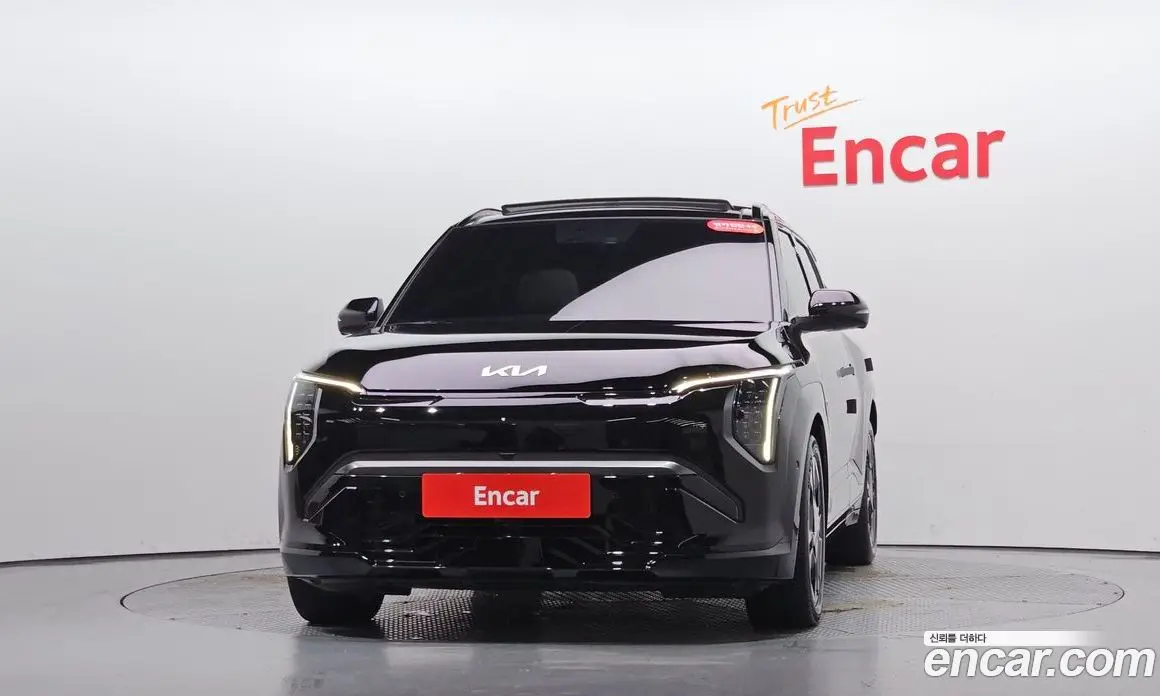 Kia EV3 2024 0.3 автомат (гидро), фото 2 Kia EV3 2024 0.3 автомат (гидро), фото 2