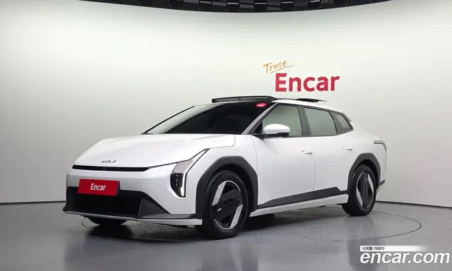 Kia EV4, 2025, 29 024 км