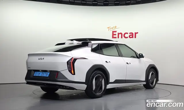 Kia EV4 2025 0.2 автомат (гидро), миниатюра 2 Kia EV4 2025 0.2 автомат (гидро), миниатюра 2