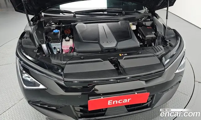Kia EV6 2024 0.1 автомат (гидро), миниатюра 6