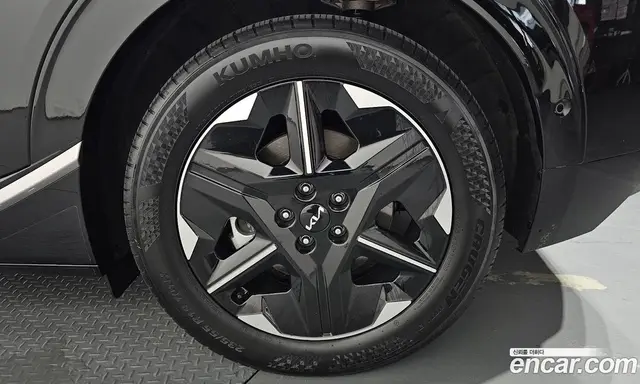 Kia EV6 2024 0.1 автомат (гидро), миниатюра 7