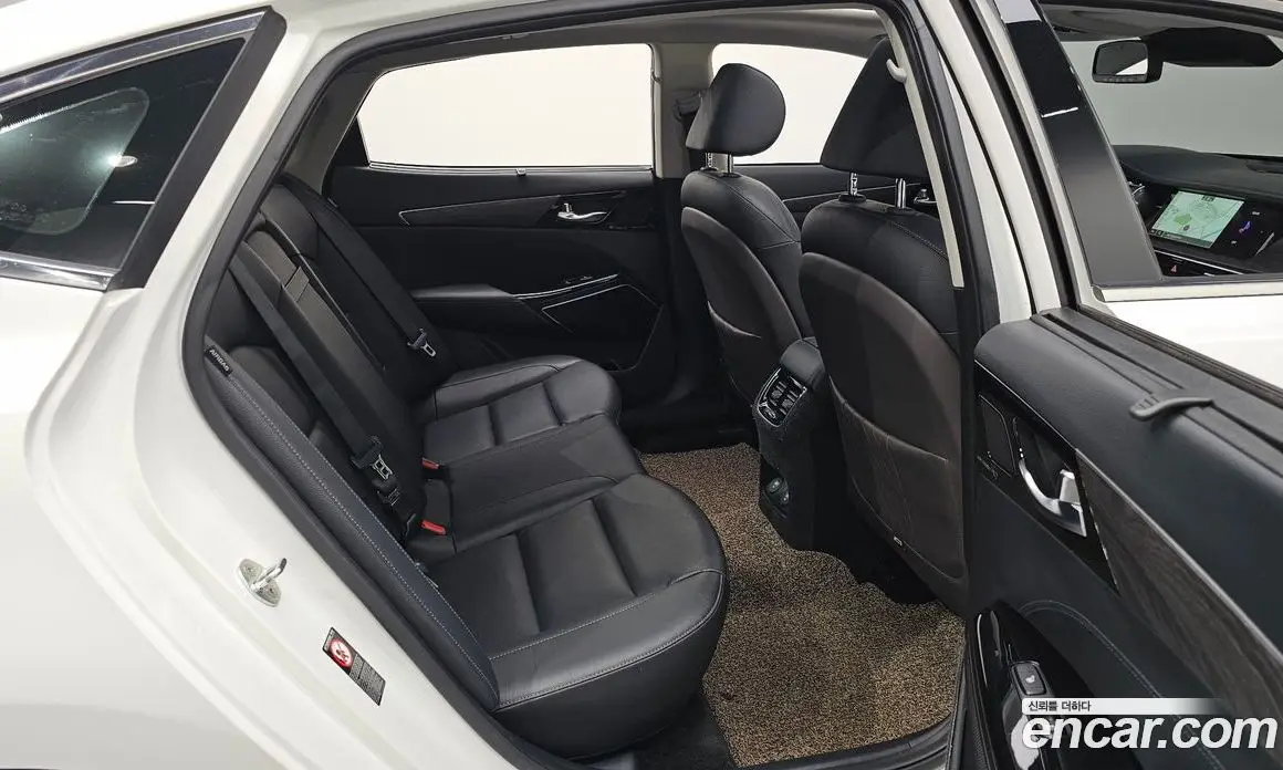 Kia K7 2019 2.5 автомат (гидро), фото 18 Kia K7 2019 2.5 автомат (гидро), фото 18