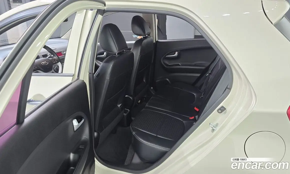 Kia Morning 2016 1.0 автомат (гидро), фото 17