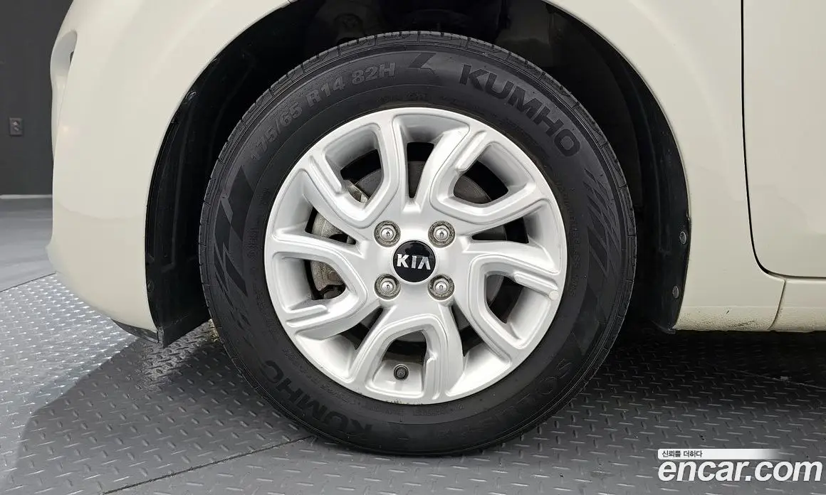 Kia Morning 2018 1.0 автомат (гидро), фото 5 Kia Morning 2018 1.0 автомат (гидро), фото 5