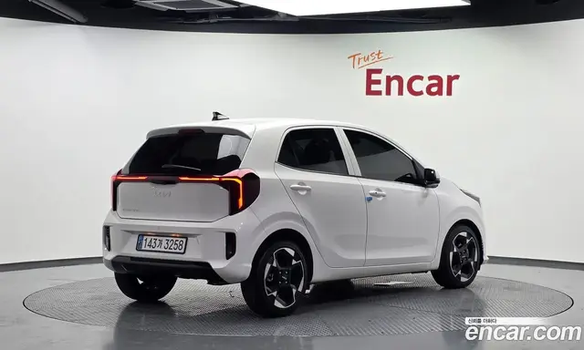 Kia Morning 2023 1.0 автомат (гидро), миниатюра 2 Kia Morning 2023 1.0 автомат (гидро), миниатюра 2