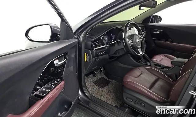 Kia Niro 2019 1.6 автомат (гидро), миниатюра 12