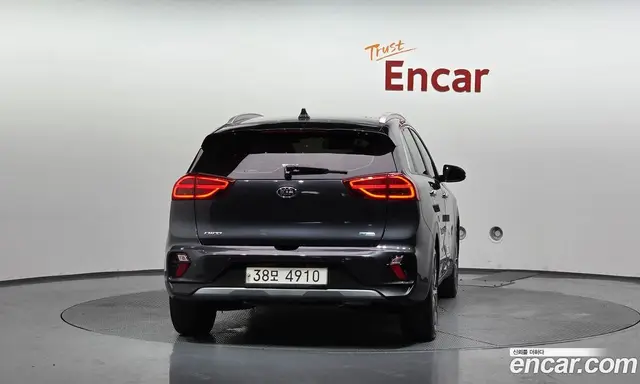 Kia Niro 2019 1.6 автомат (гидро), миниатюра 3