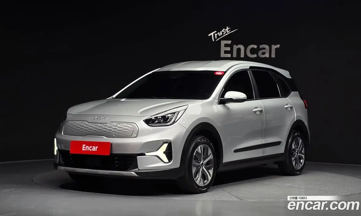 Kia Niro 2022 0.2 автомат (гидро), фото 1 Kia Niro 2022 0.2 автомат (гидро), фото 1
