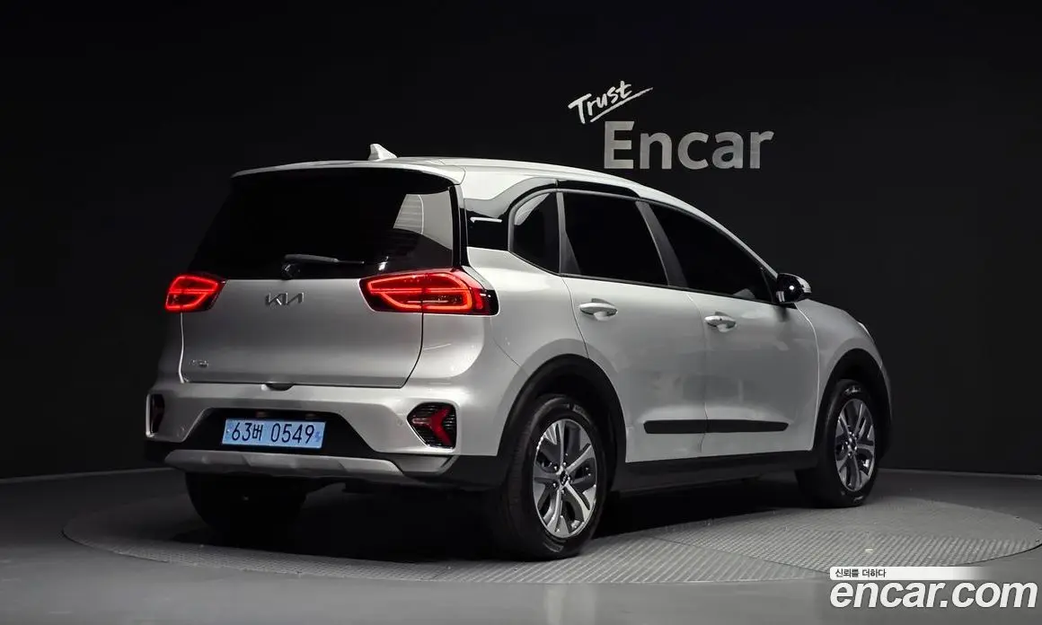 Kia Niro 2022 0.2 автомат (гидро), фото 2 Kia Niro 2022 0.2 автомат (гидро), фото 2