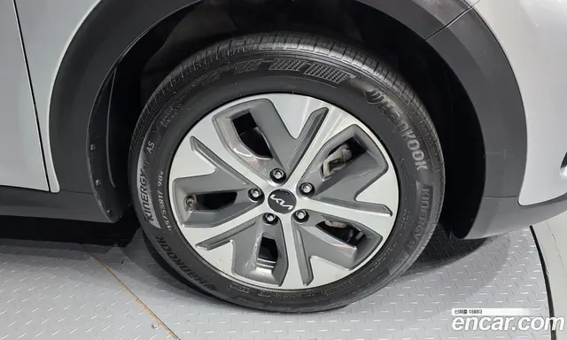 Kia Niro 2022 0.2 автомат (гидро), миниатюра 7 Kia Niro 2022 0.2 автомат (гидро), миниатюра 7