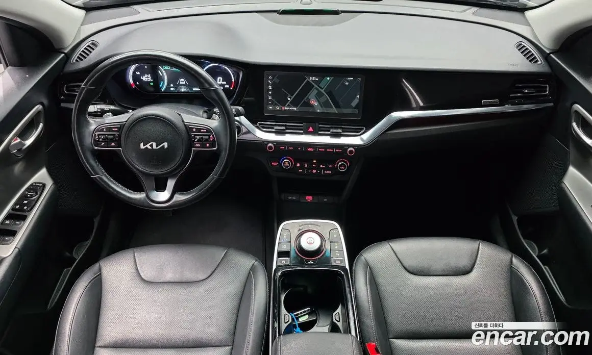 Kia Niro 2022 0.2 автомат (гидро), фото 10 Kia Niro 2022 0.2 автомат (гидро), фото 10