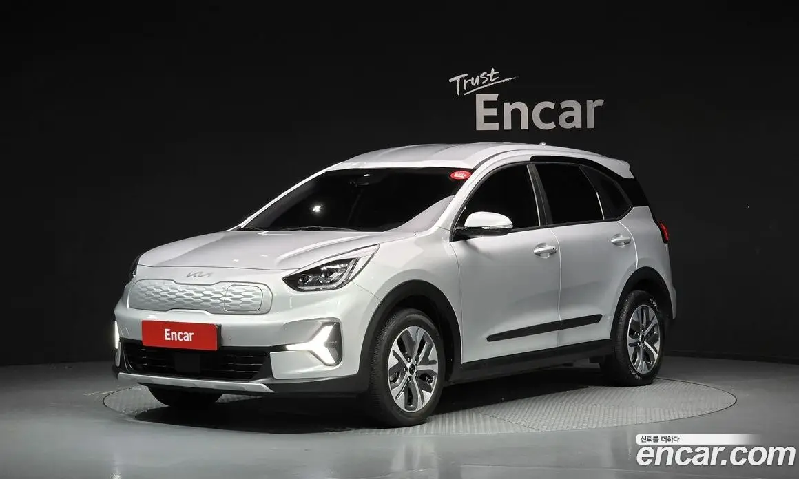 Kia Niro 2022 0.2 автомат (гидро), фото 1 Kia Niro 2022 0.2 автомат (гидро), фото 1