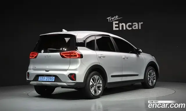 Kia Niro 2022 0.2 автомат (гидро), миниатюра 2 Kia Niro 2022 0.2 автомат (гидро), миниатюра 2
