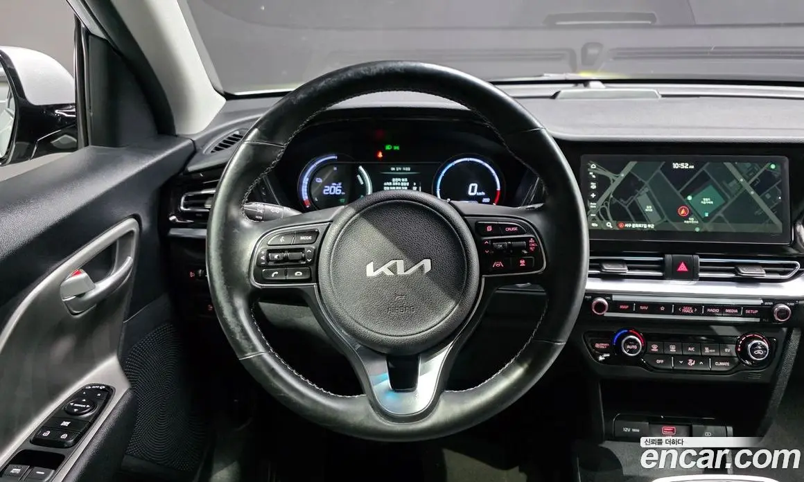 Kia Niro 2022 0.2 автомат (гидро), фото 19 Kia Niro 2022 0.2 автомат (гидро), фото 19
