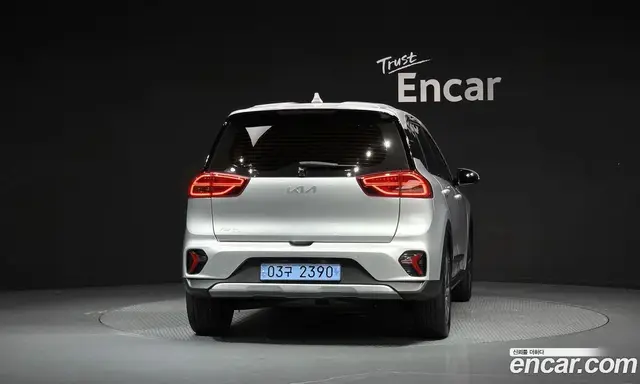 Kia Niro 2022 0.2 автомат (гидро), миниатюра 4 Kia Niro 2022 0.2 автомат (гидро), миниатюра 4