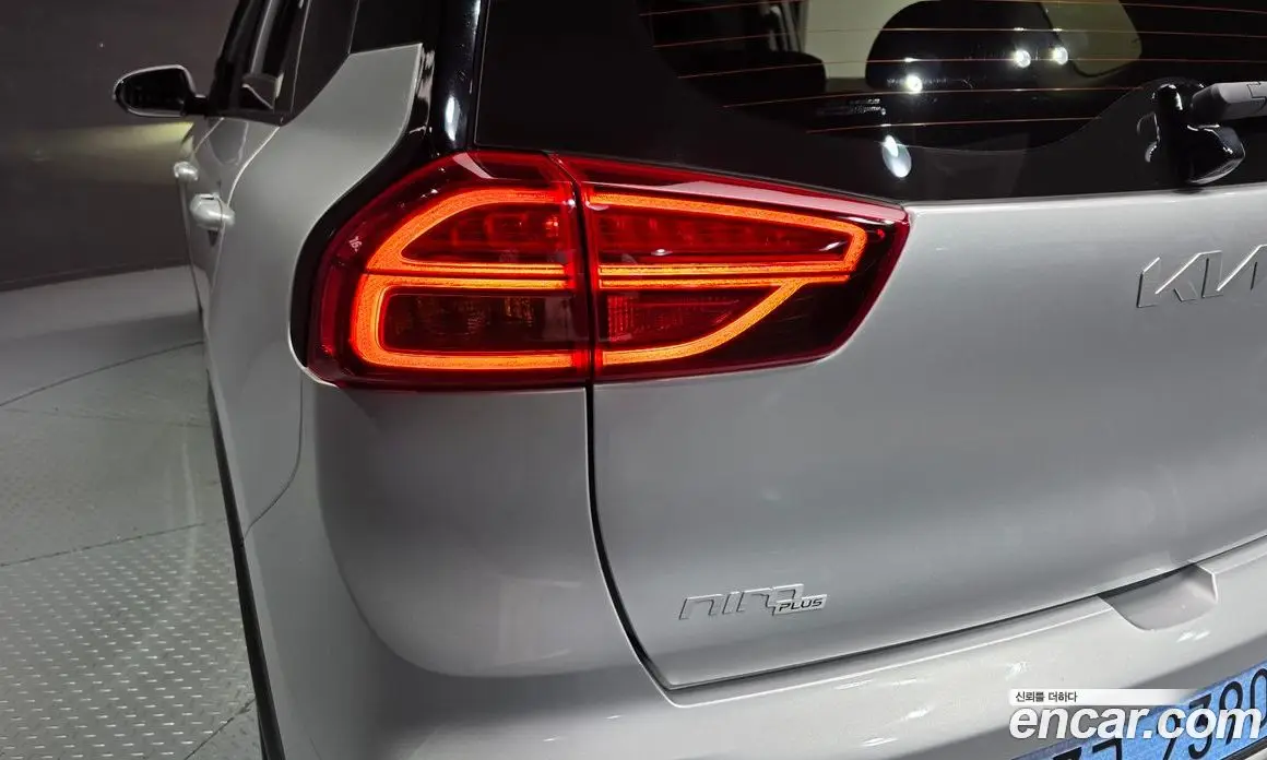 Kia Niro 2022 0.2 автомат (гидро), фото 9 Kia Niro 2022 0.2 автомат (гидро), фото 9