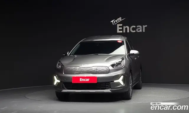 Kia Niro 2023 0.2 автомат (гидро), миниатюра 3