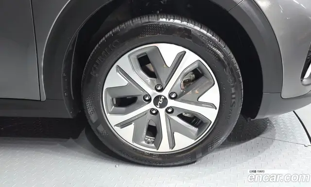 Kia Niro 2023 0.2 автомат (гидро), миниатюра 5