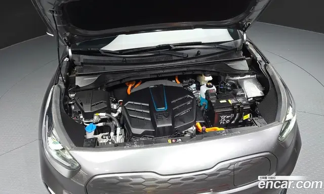 Kia Niro 2023 0.2 автомат (гидро), миниатюра 6