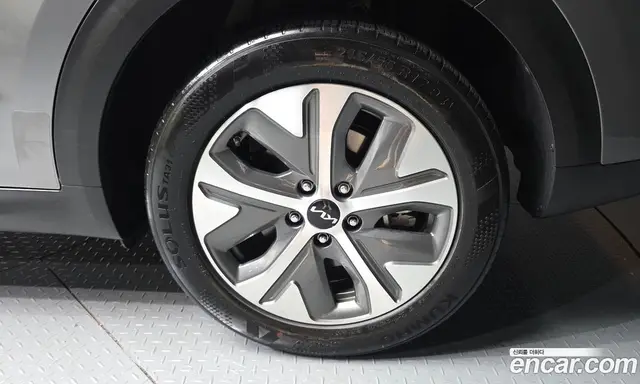 Kia Niro 2023 0.2 автомат (гидро), миниатюра 7