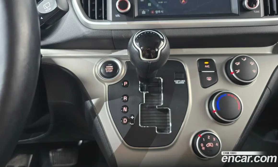 Kia Ray 2019 1.0 автомат (гидро), фото 11