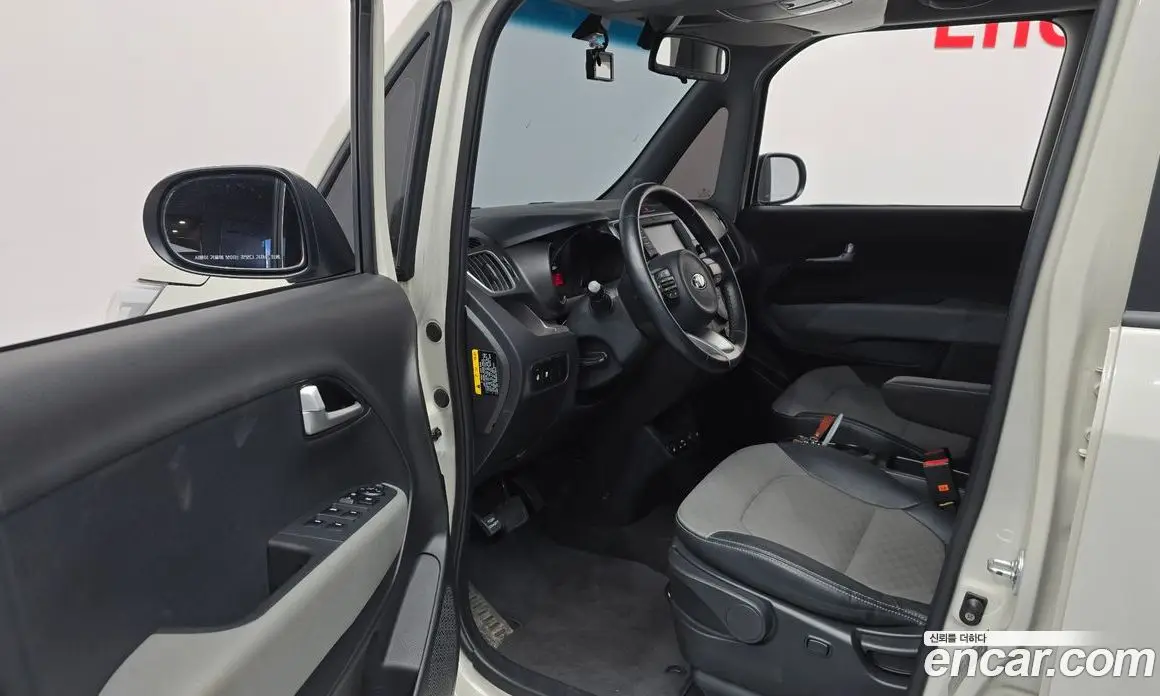 Kia Ray 2019 1.0 автомат (гидро), фото 12