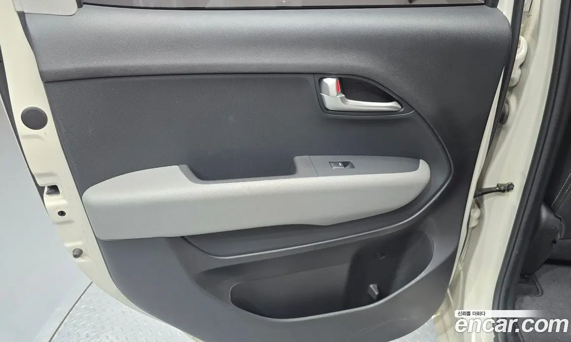 Kia Ray 2019 1.0 автомат (гидро), фото 14