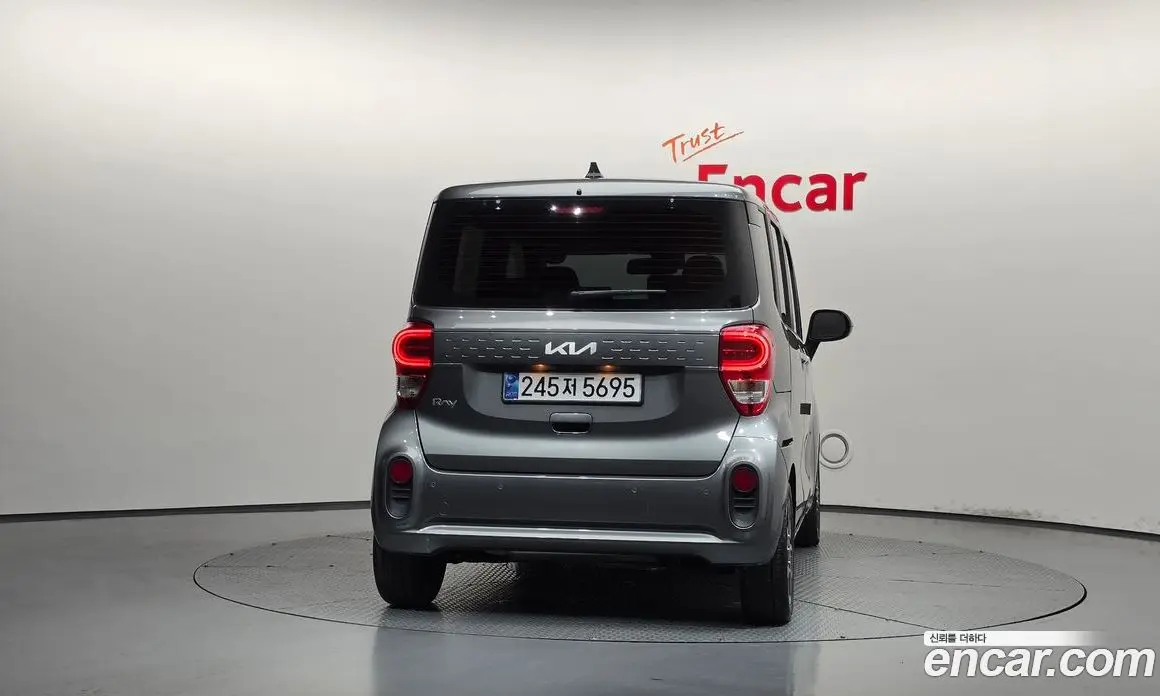 Kia Ray 2022 1.0 автомат (гидро), фото 4