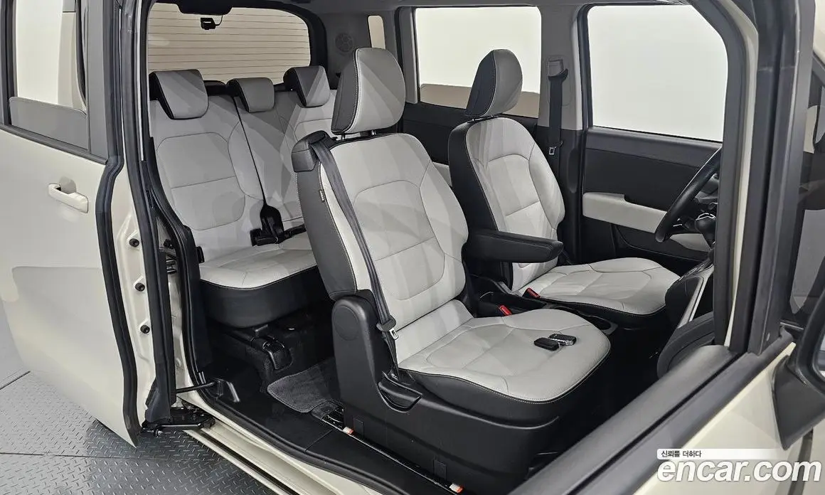 Kia Ray 2023 1.0 автомат (гидро), фото 17