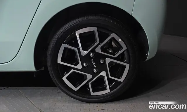 Kia Ray 2023 1.0 автомат (гидро), миниатюра 7 Kia Ray 2023 1.0 автомат (гидро), миниатюра 7