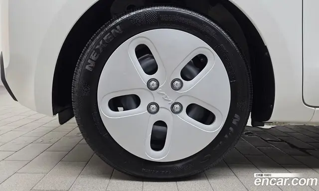 Kia Ray 2025 1.0 автомат (гидро), миниатюра 5 Kia Ray 2025 1.0 автомат (гидро), миниатюра 5