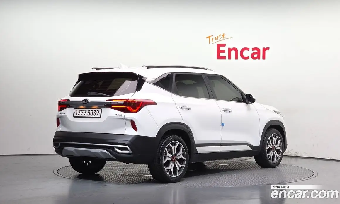 Kia Seltos 2020 1.6 автомат (гидро), фото 2 Kia Seltos 2020 1.6 автомат (гидро), фото 2