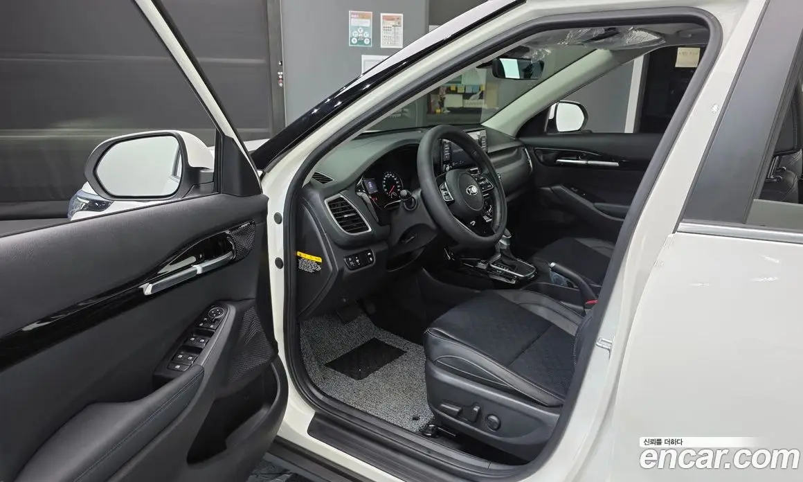 Kia Seltos 2020 1.6 автомат (гидро), фото 13 Kia Seltos 2020 1.6 автомат (гидро), фото 13