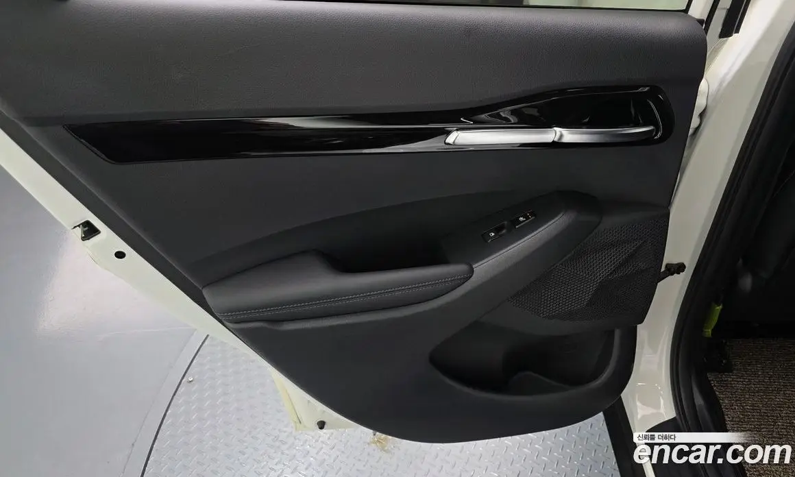 Kia Seltos 2020 1.6 автомат (гидро), фото 15 Kia Seltos 2020 1.6 автомат (гидро), фото 15