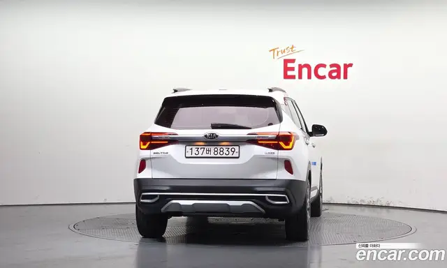 Kia Seltos 2020 1.6 автомат (гидро), миниатюра 4 Kia Seltos 2020 1.6 автомат (гидро), миниатюра 4